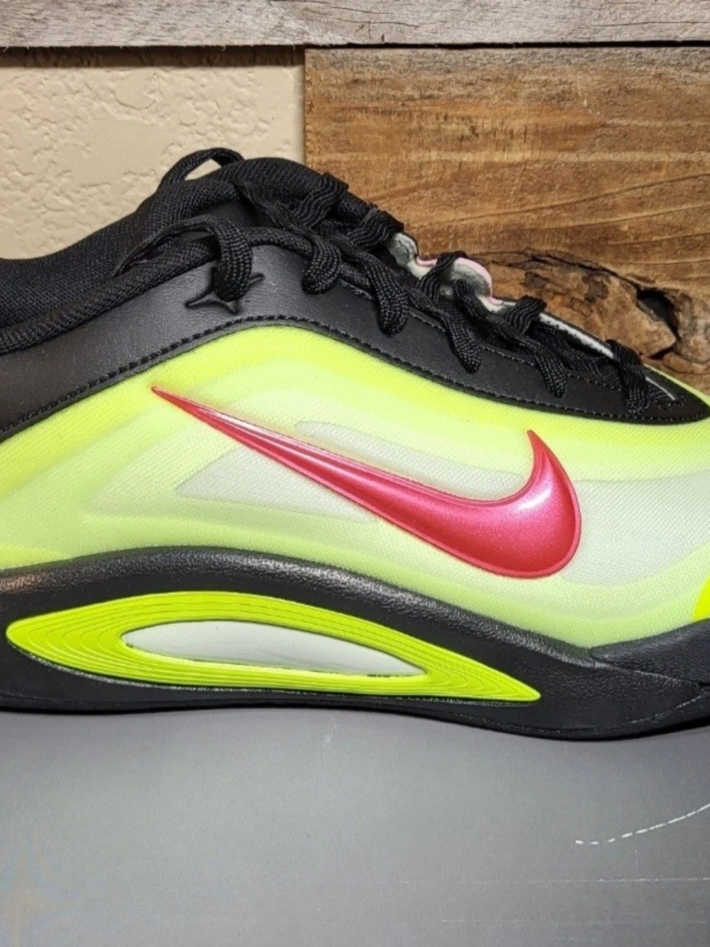 *NEW* Nike A'One SE (GS) Shoes Black/Hyper Pink-Volt Size 6Y Women’s 7.5